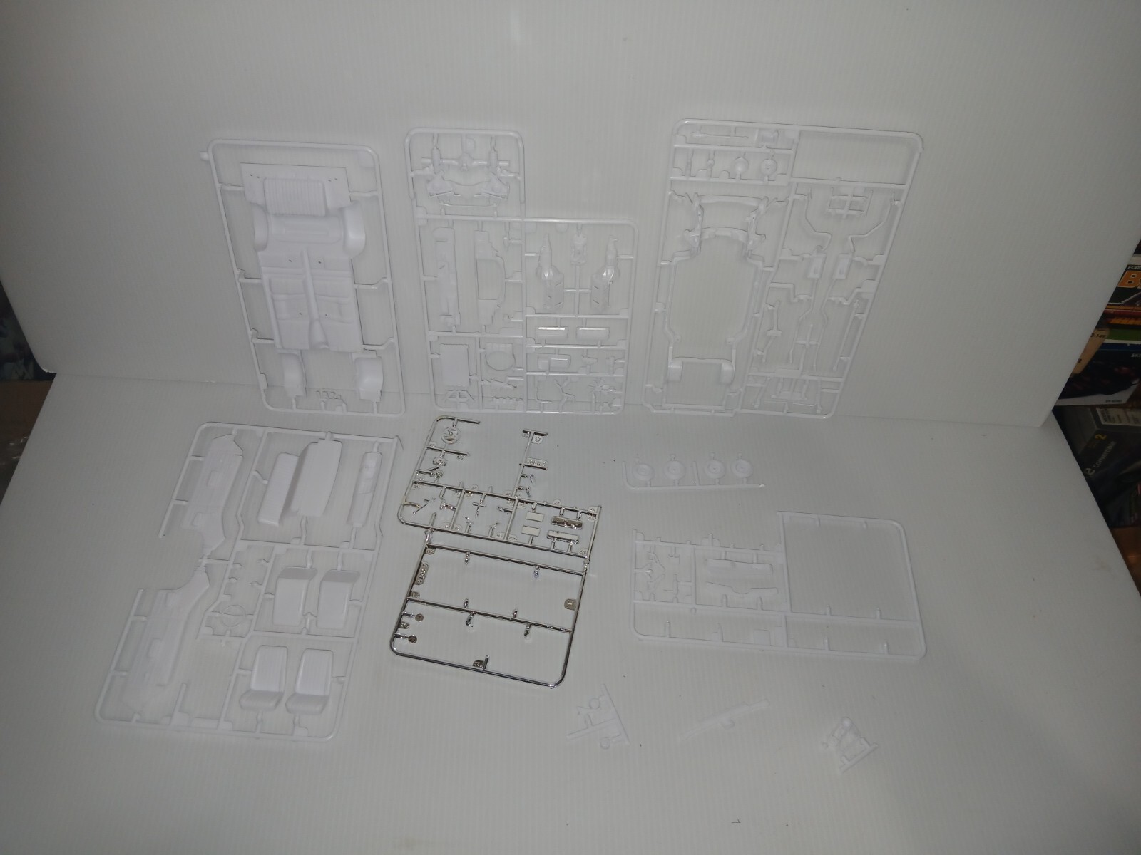 MPC Revell monogram 1/24 1/25 Assortment Of Junkyard Plastic Model ...