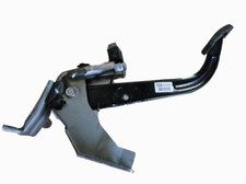 GENUINE PEDAL ASSY-CLUTCH 3280207500 for PICANTO 08-10