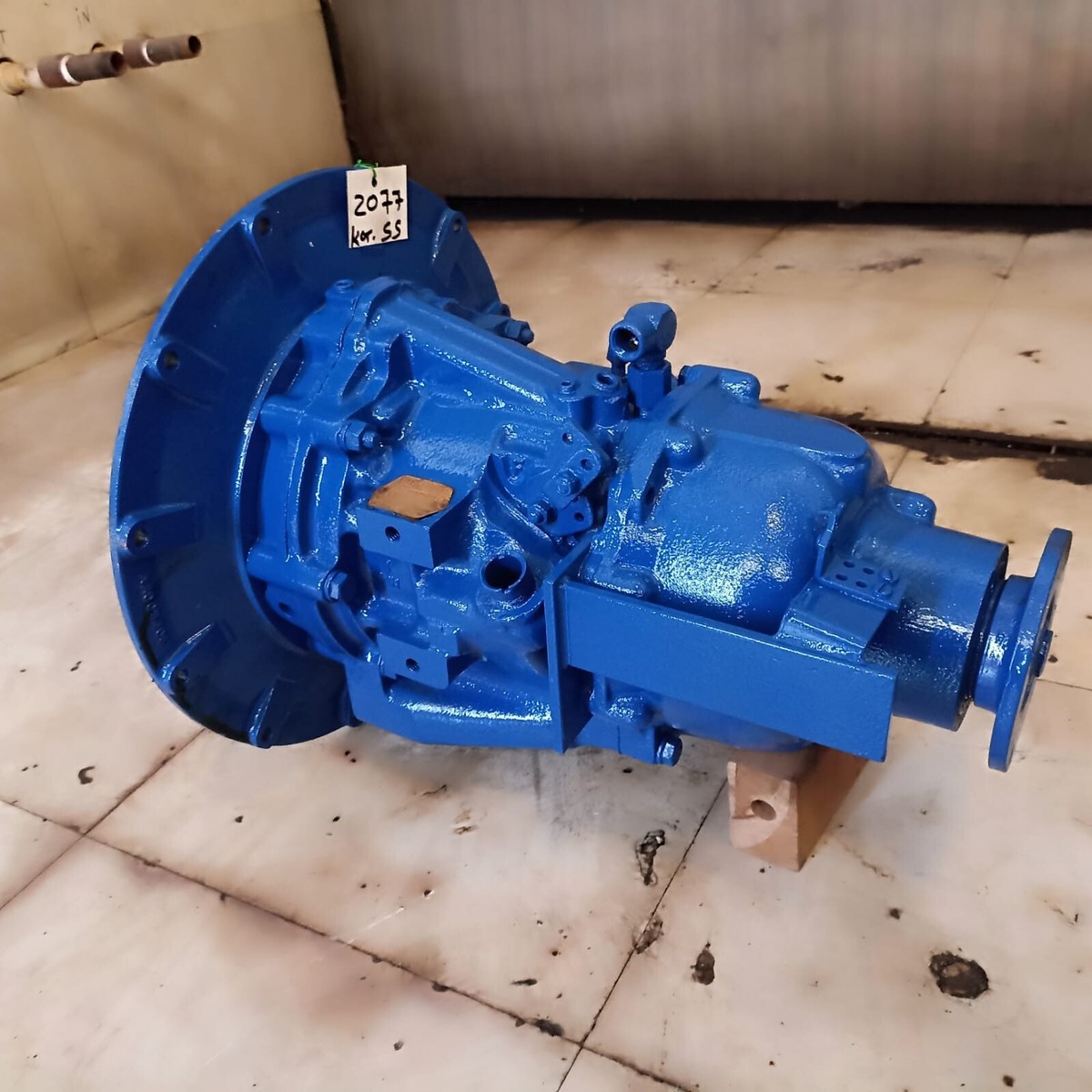 Velvet drive Borg Warner 10.17.014 marine gear - Used good