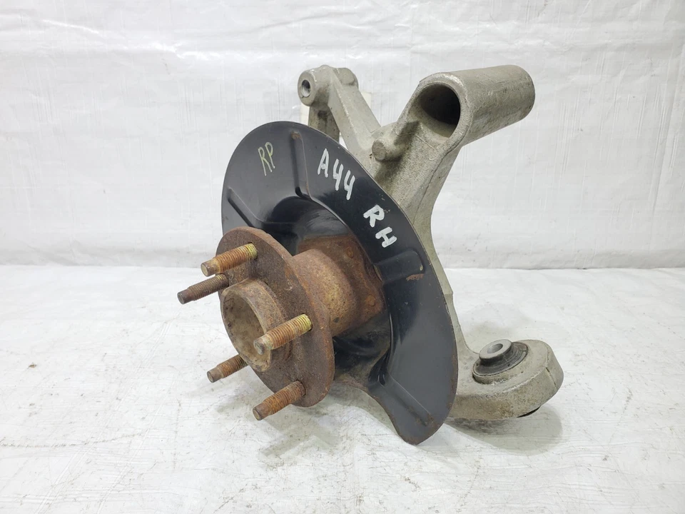 Chevrolet Malibu 2004-2012 eje trasero derecho pasajero nudillo buje de rueda OEM Foto 4 de 4