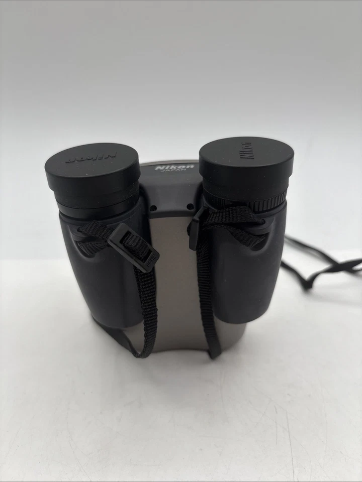 Nikon Travelite L.L. Bean 8x25 Binoculars Compact Travel Binoculars Case - Image 4 of 4