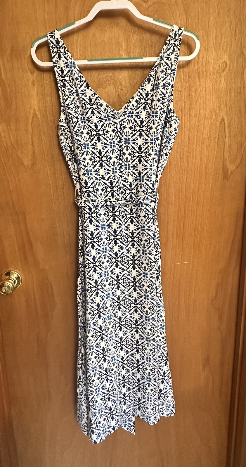 WHBM White House Black Market Sleeveless V-Neck Belted Midi Dress Sz 6