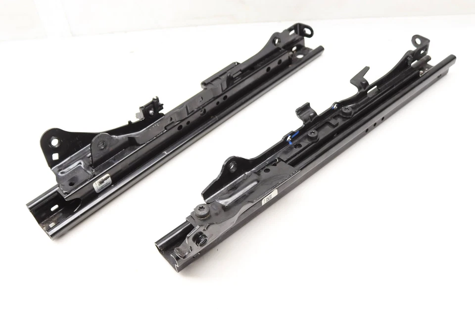 2023-2024 BMW 430I XDRIVE GRAN COUPE - Front Right SEAT Frame RAIL SET 7414610 - Image 2 of 4