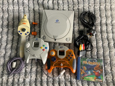 SEGA HKT-3030 Dreamcast Console + fur fighters