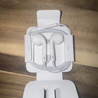Apple Earpods OEM - iPhone 14 13 12 11 Lightning  Cable Earbud Headphones Wired