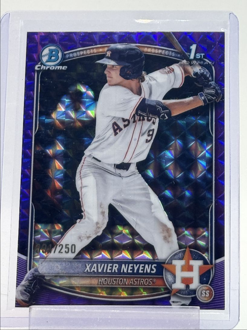 XAVIER NEYENS 2025 BOWMAN CHROME DRAFT 1ST PURPLE GEOMETRIC /250 Q0223
