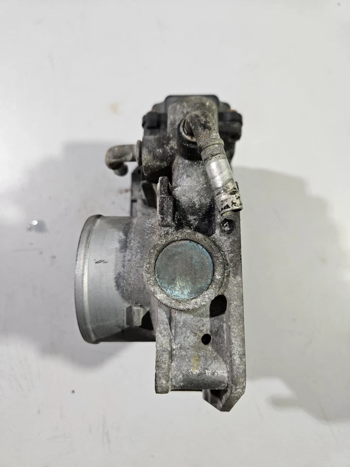 Honda Civic Hybrid 2013 2014 2015 1,5 válvula de admisión Mainifild placa de carrocería del acelerador Foto 4 de 4