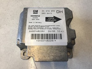Opel Corsa B Airbagsteuergerät Steuergerät 24496492 DH