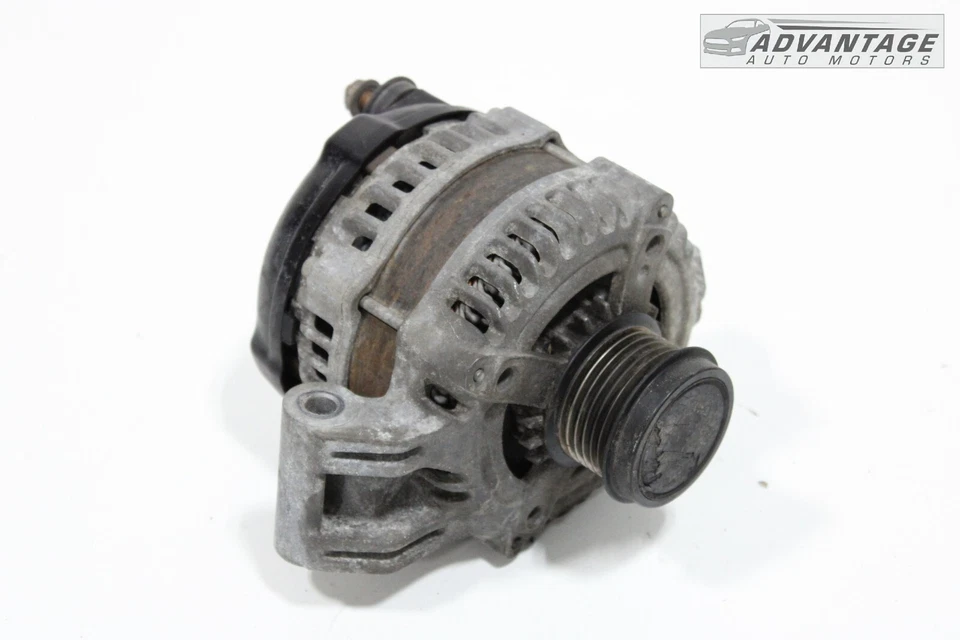 Dodge Challenger 2012-2023 motor 3,6 L alternador generador Denso 04801779A OEM Foto 2 de 4