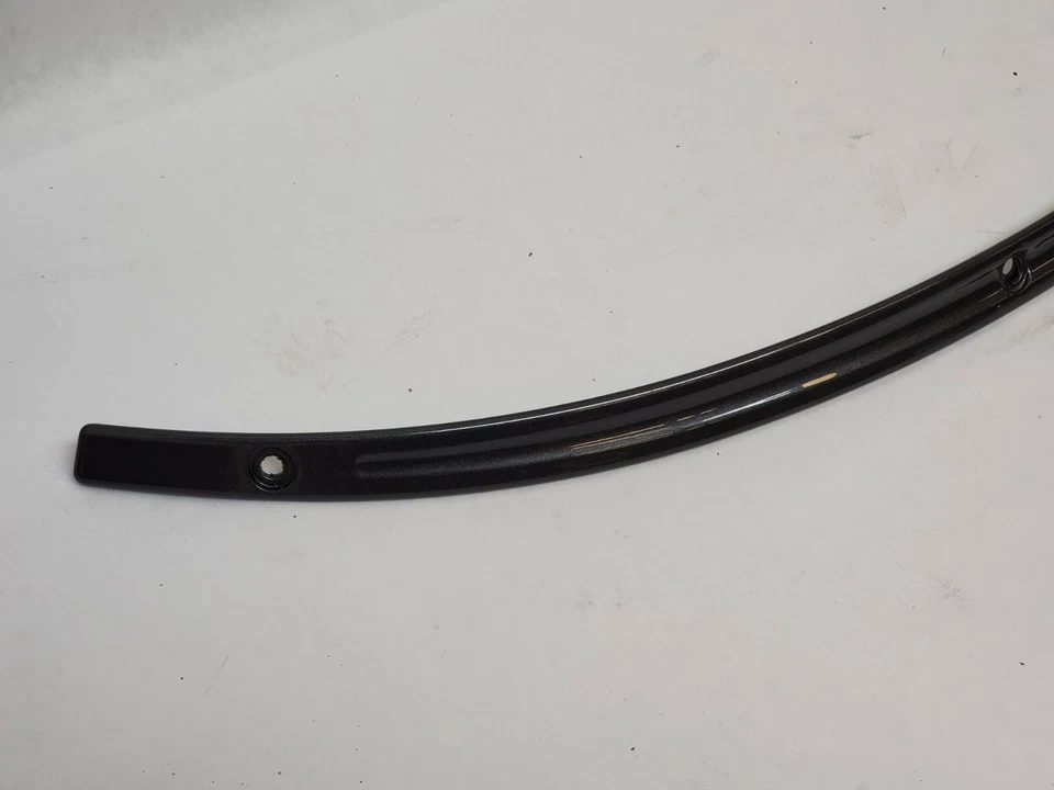 Отделка лобового стекла Harley Davidson Touring CVO цвет темного сплава 57400377EGV - Изображение 3 из 4