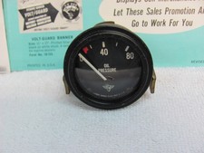 Stewart Warner Vintage Wings Oil Pressure Gauge 6v 2 18 Mounting Black Bezel