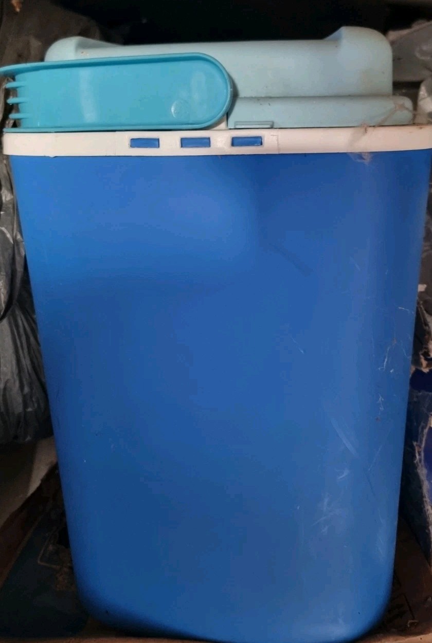 Cool Box 24L