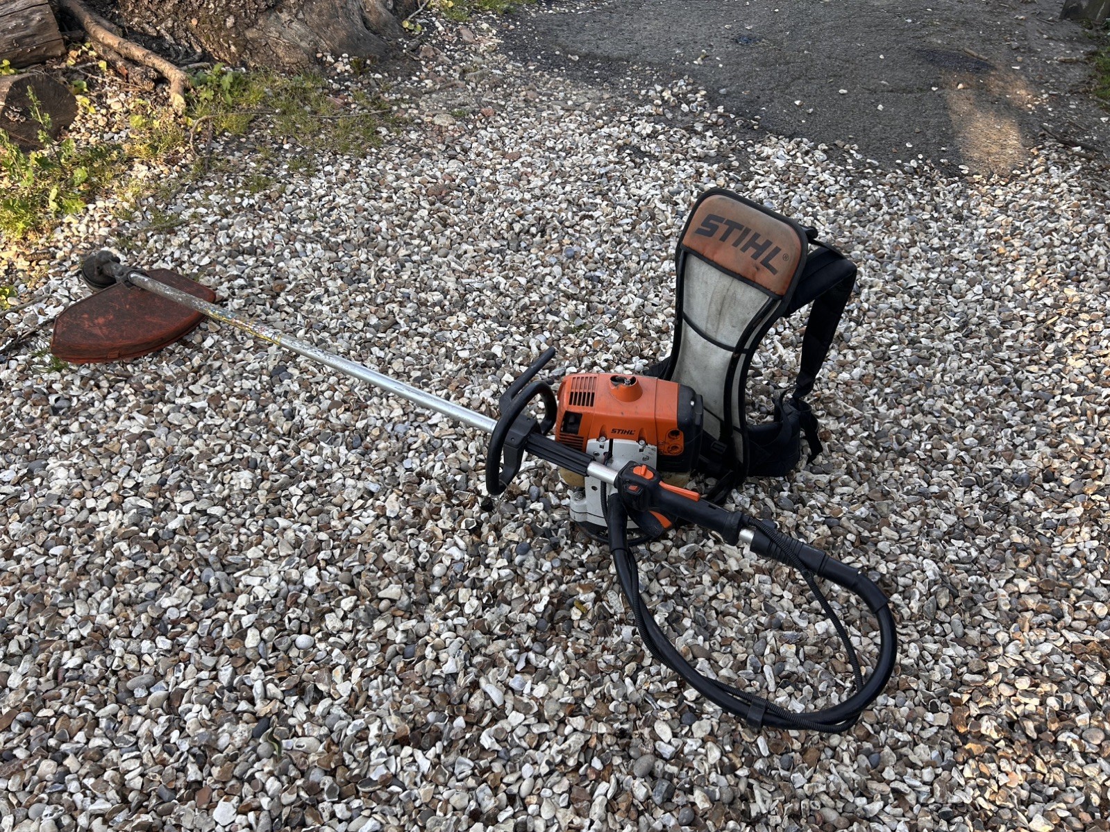 Stihl FR480c Backpack Strimmer / Brush cutter - With Harness. 