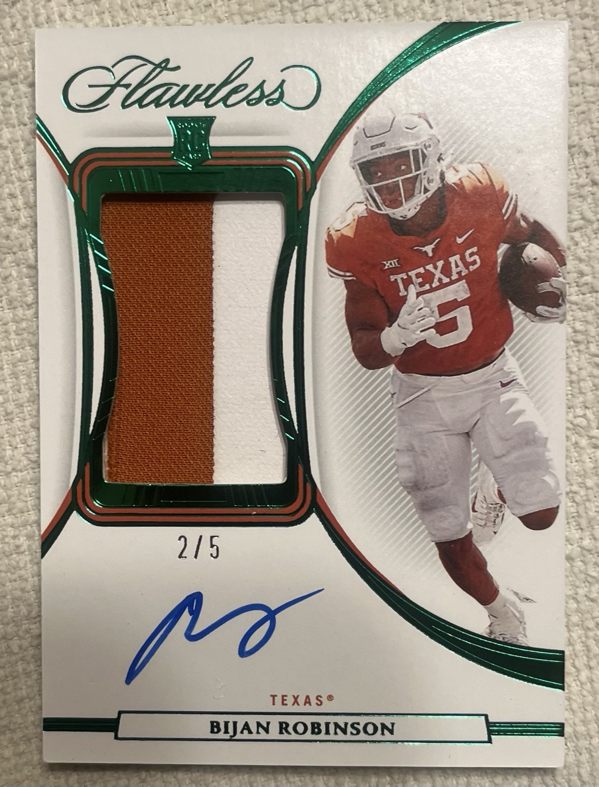 Bijan Robinson Panini Flawless Collegiate Patch Autographs #PABR Emerald