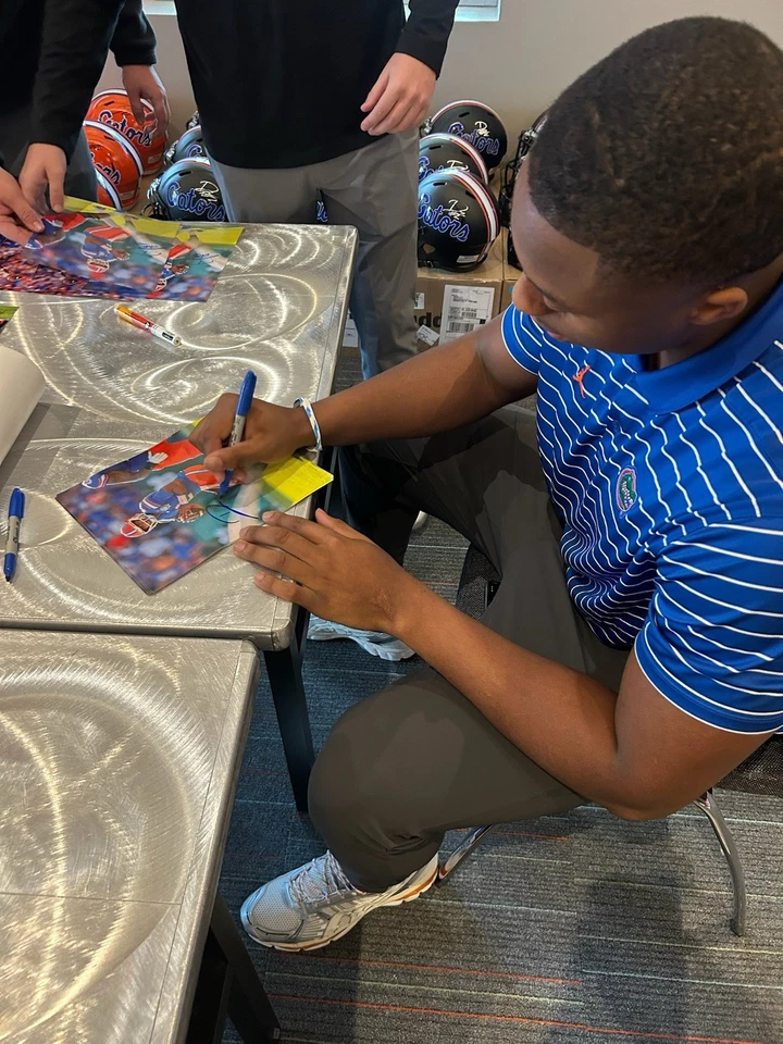 DJ Lagway Autographed Signed Photo 8x10 Florida Gators Football JSA Cert - Image 2 of 2