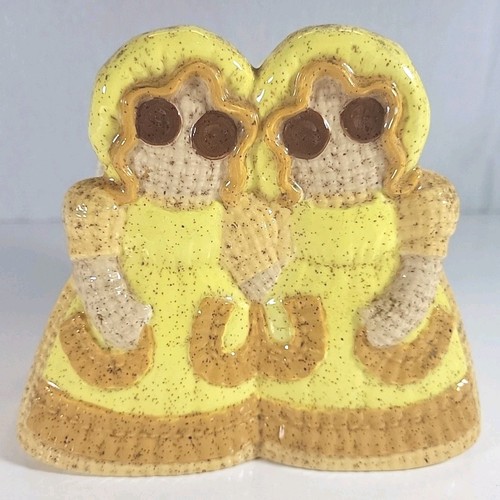 Napkin Holder 5.5" Tall Ceramic Sittre Burlap Rag Dolls 1979 Vintage Notes Mail