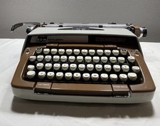 Vintage Smith-Corona Classic 12 Typewriter w/ Original Case – Clean – As-Is thumbnail