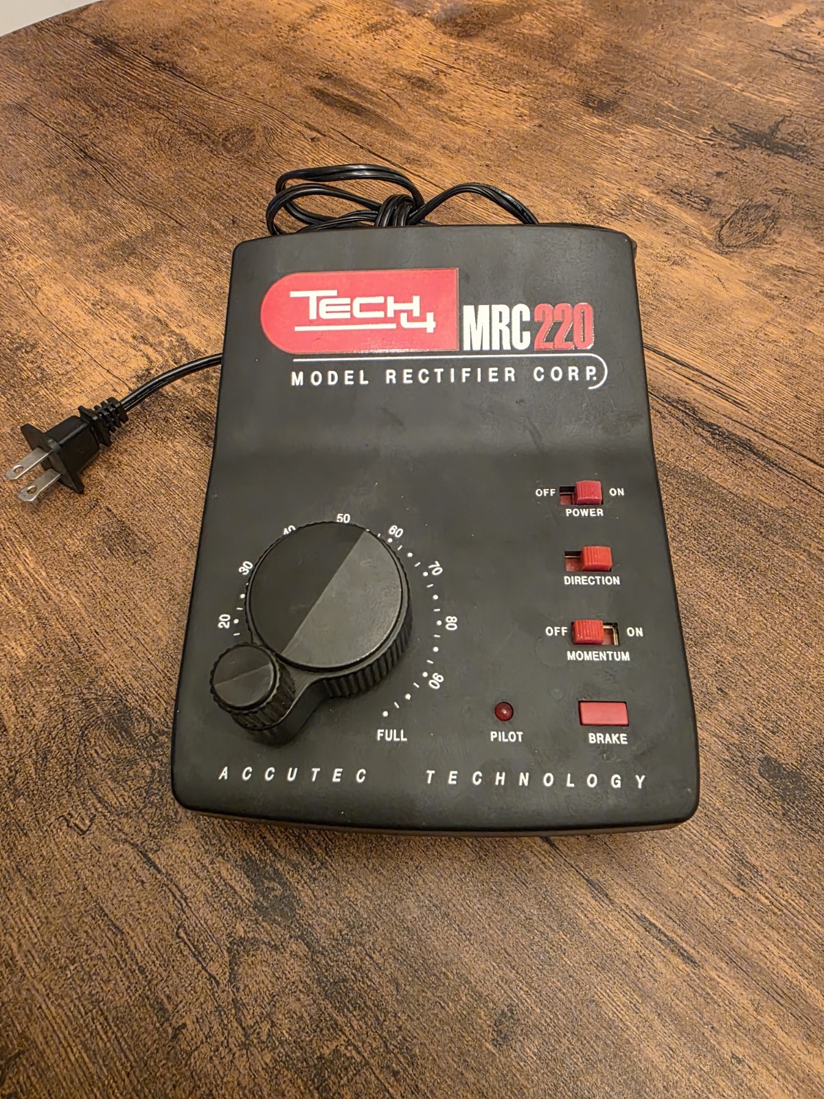 MRC  Tech 4 MRC 220 Model Train Transformer Power Control System DC Power For HO