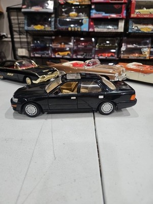 Road Tough 1989 Lexus LS400 Scale 1:18 Diecast - NO BOX - FREE