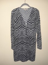 Ladies Michael Kors Black Gray Zebra Print Zip V Neck Shift Dress Size Medium