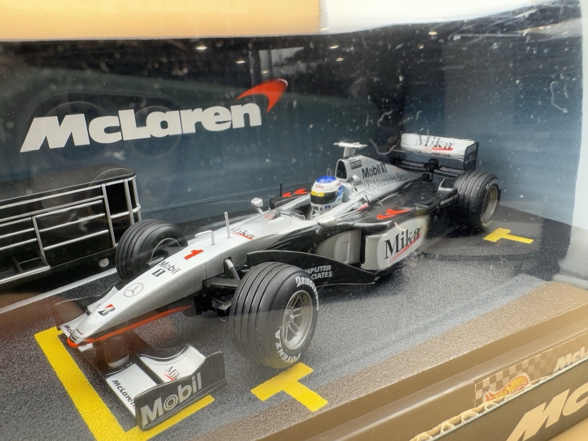 Hot Wheels Racing McLaren Mercedes MP4-14 Mika Hakkinen Fuel
