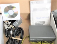 BELKIN F1DE101H-US OMNIVIEW REMOTE IP MANAGER W/ POWER ADAPTER and accessories !