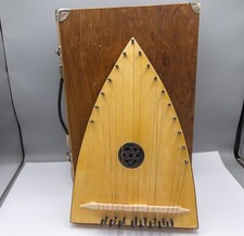 2004 Michael J King Cheltenham - 14" 16 String Diatonic Bowed Psaltery - Read