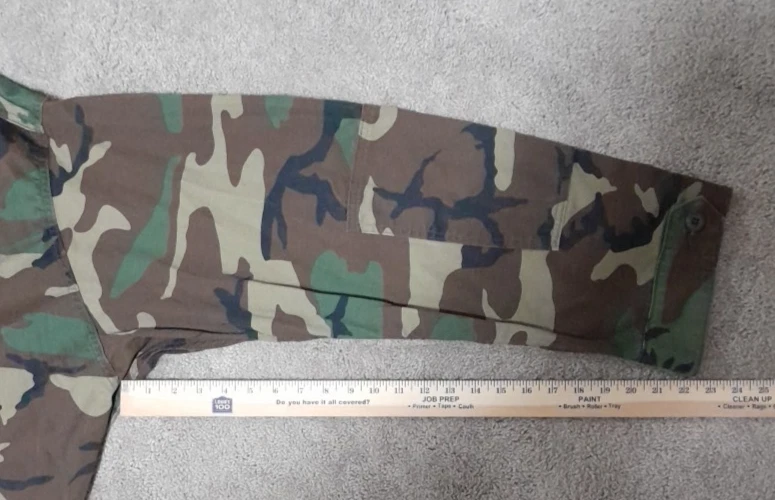 Vintage Jacket Jungle Camo Made in Haiti Size 3XL/L - Image 4 of 4