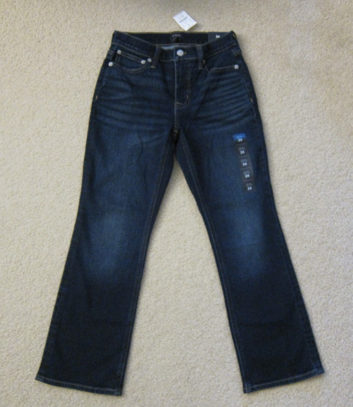 NWT J CREW Mid Rise Flare Crop Jeans in Size 24 - Dark Misty Indigo Wash - $128+