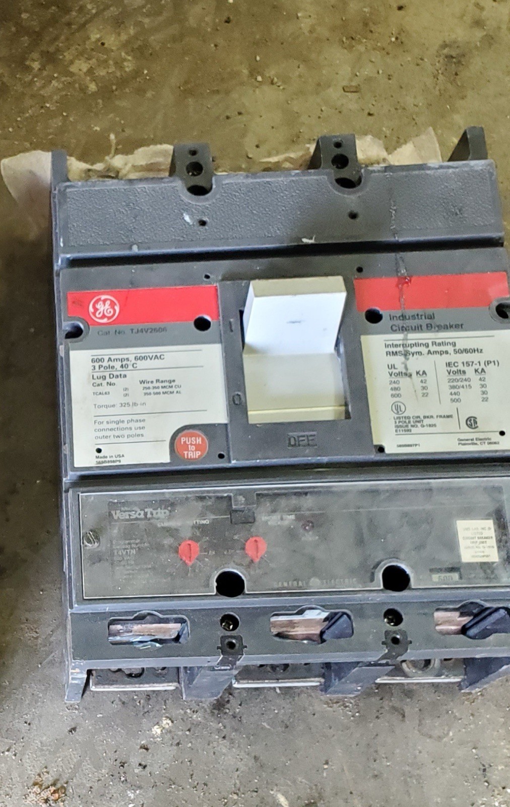 GE TJ4V2606 600 Amp 3 Pole 600 Volt Circuit Breaker