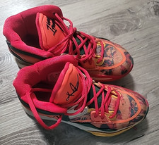 Men's Size 5.5 Nike Kyrie Infinity 1 World 1 People Basketball DO9614-800 Orange