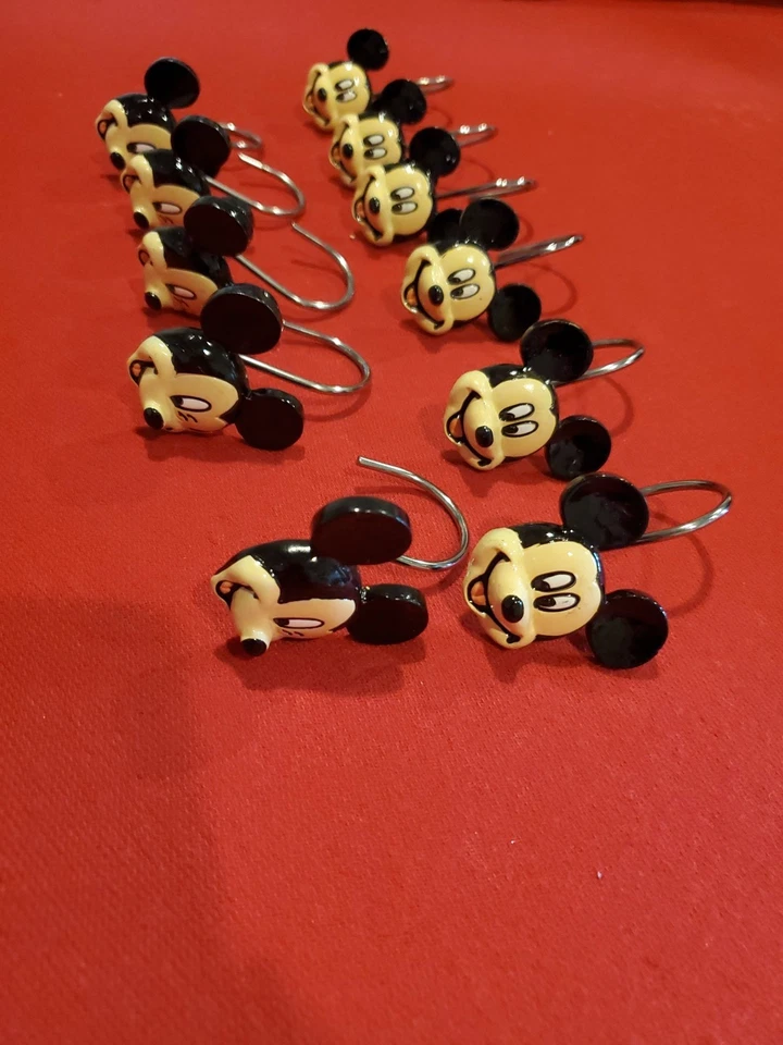 迪士尼米老鼠头淋浴钩红色、白色、黑色 11 件套 — 第 4/4 张图片