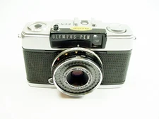 Olympus Pen EES-2 Camera  | Parts | Untested | as is | $28 | #21d |