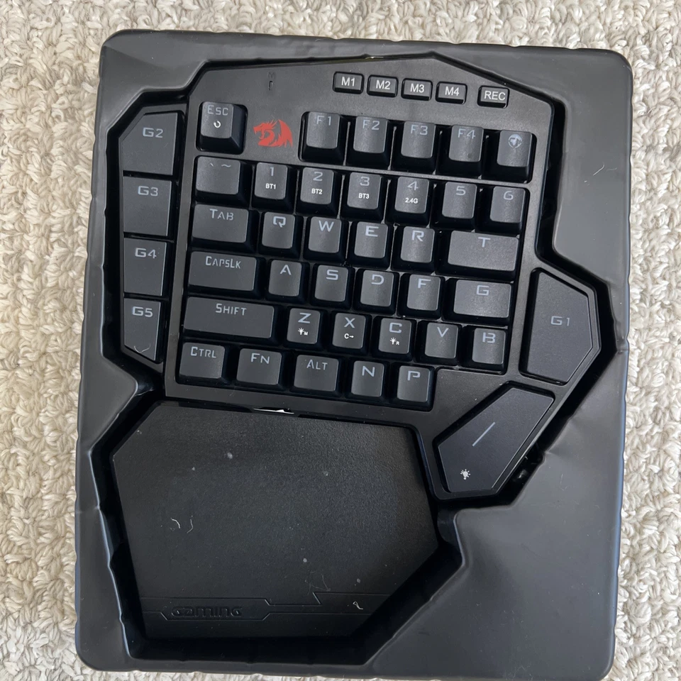 Redragon K585 PRO Wireless One-Handed Mechanical Keyboard - brown switch  - Image 2 of 3