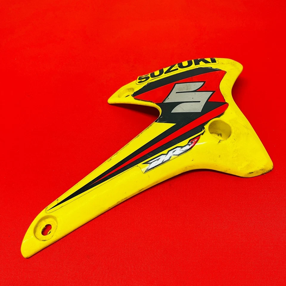 DRZ125 SHROUD RIGHT TANK COVER PLASTIC GENUINE OEM SUZUKI DRZ 125 L (2003-2007) - Image 2 of 4