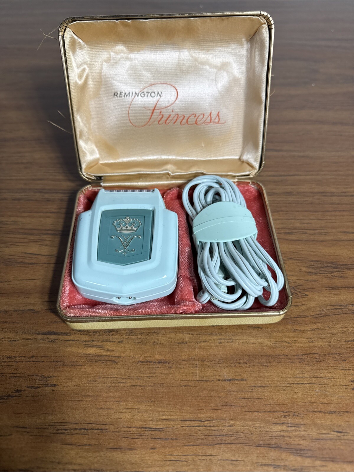 Vntg 60s Teal Remington Princess Electric Shaver For Her. Tested