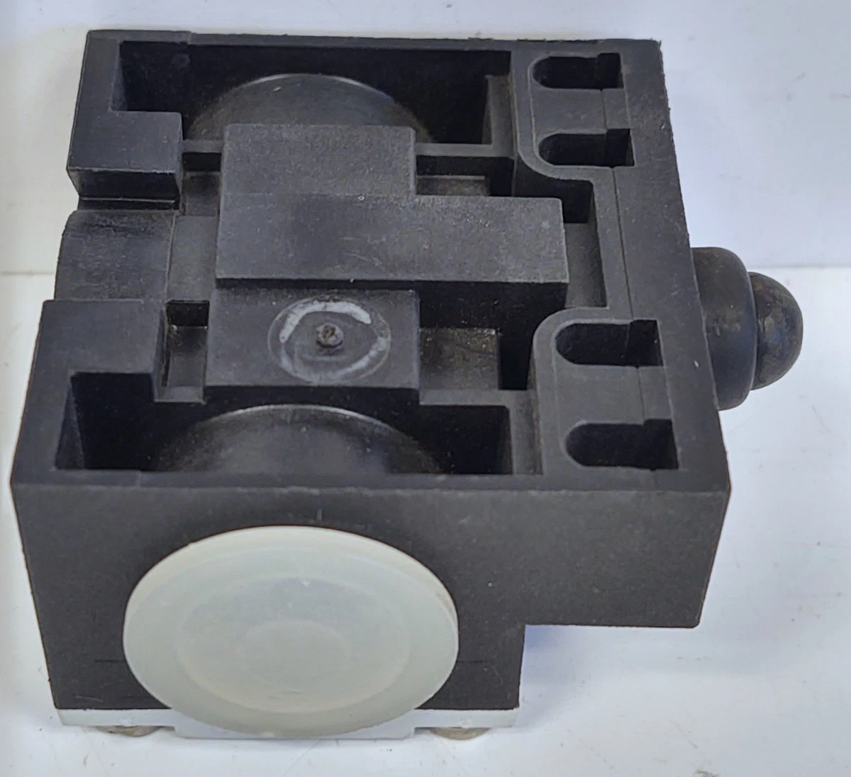 Klockner Moeller AT11A-1-I Limit Switch