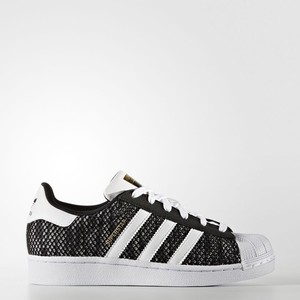 superstar shoes fake