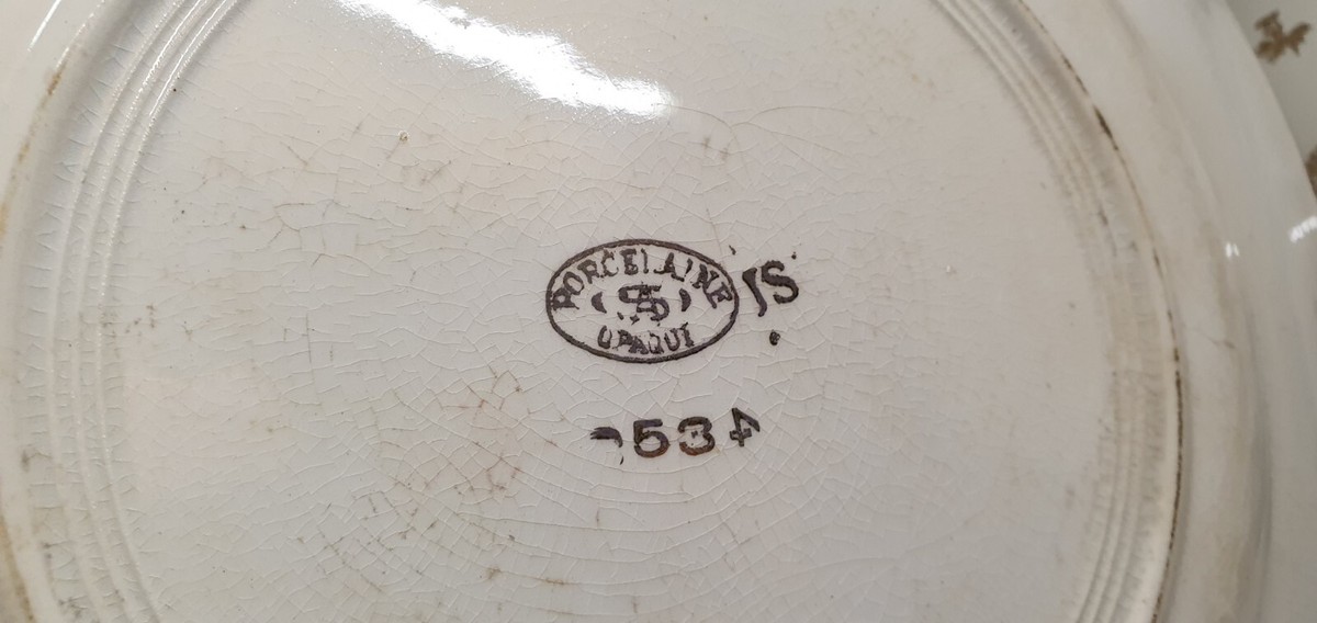 Vaisselle ancienne porcelaine et dorure d'occasion