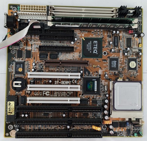 Soyo SY-5EHM-VIA MVP3 Chipset Super Socket 7+AMD K6-2/333AFR+RAM-1MB Cache - Picture 1 of 4