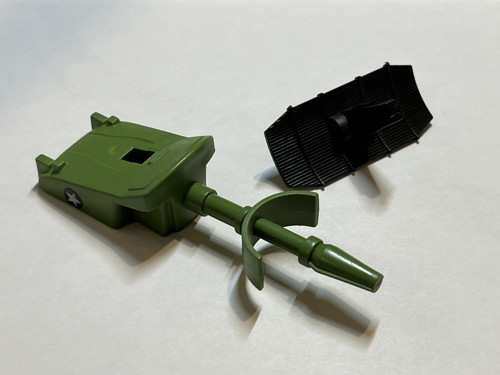 1987 GI Joe Marauder Tank Hauler Battle Force 2000 Cannon & Radar Dish Part Lot