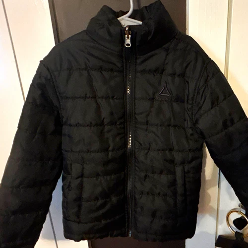 Reebok Boys Black Puffer Jacket Full Zip Insulated Stand-Up Collar Size 6/7. - product listing photo