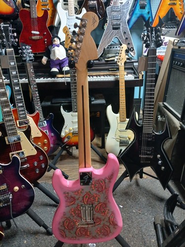 Fender-MadeinUSA-NOT-great pretender  PAISLEY-left hand neck finish this project - Picture 5 of 8