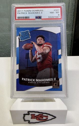 2017 Panini Donruss - Rated Rookie Patrick Mahomes II #327 (RC) PSA 8