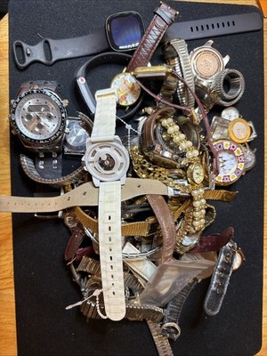 JUNK Vintage - Modern Watch Lot Watches AS IS Parts Repair 