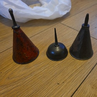 3 Vintage Conical oiler cans machine? bike?
