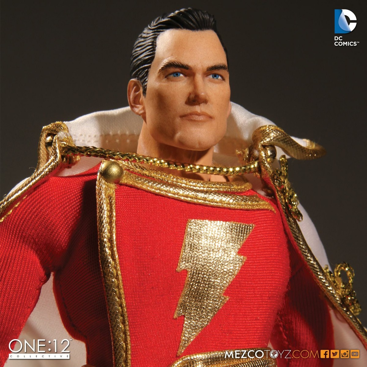 メズコ mezco  ワン12 シャザム　DC 最終値下げ Mezco Toyz DC Comics One:12 Collective SHAZAM Action Figure