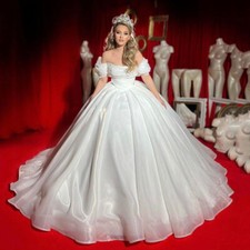 Elegant Organza Off Shoulder Wedding Dresses Ball Gown Sleeveless Bridal Gowns