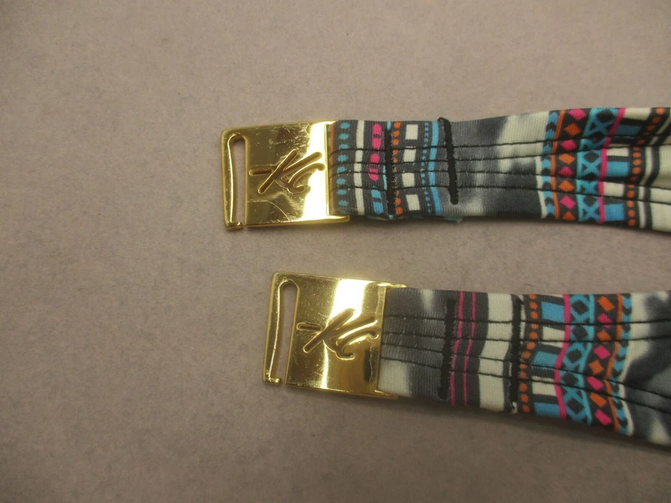 Top de biquíni Kenneth Cole feminino tamanho M multicolorido forrado com aro fecho traseiro 8E - Imagem 4 de 4