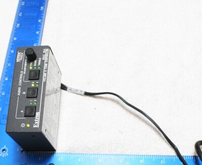 Extron RAC 104 Four-Channel Volume Tone Audio Controller w/Power Supply